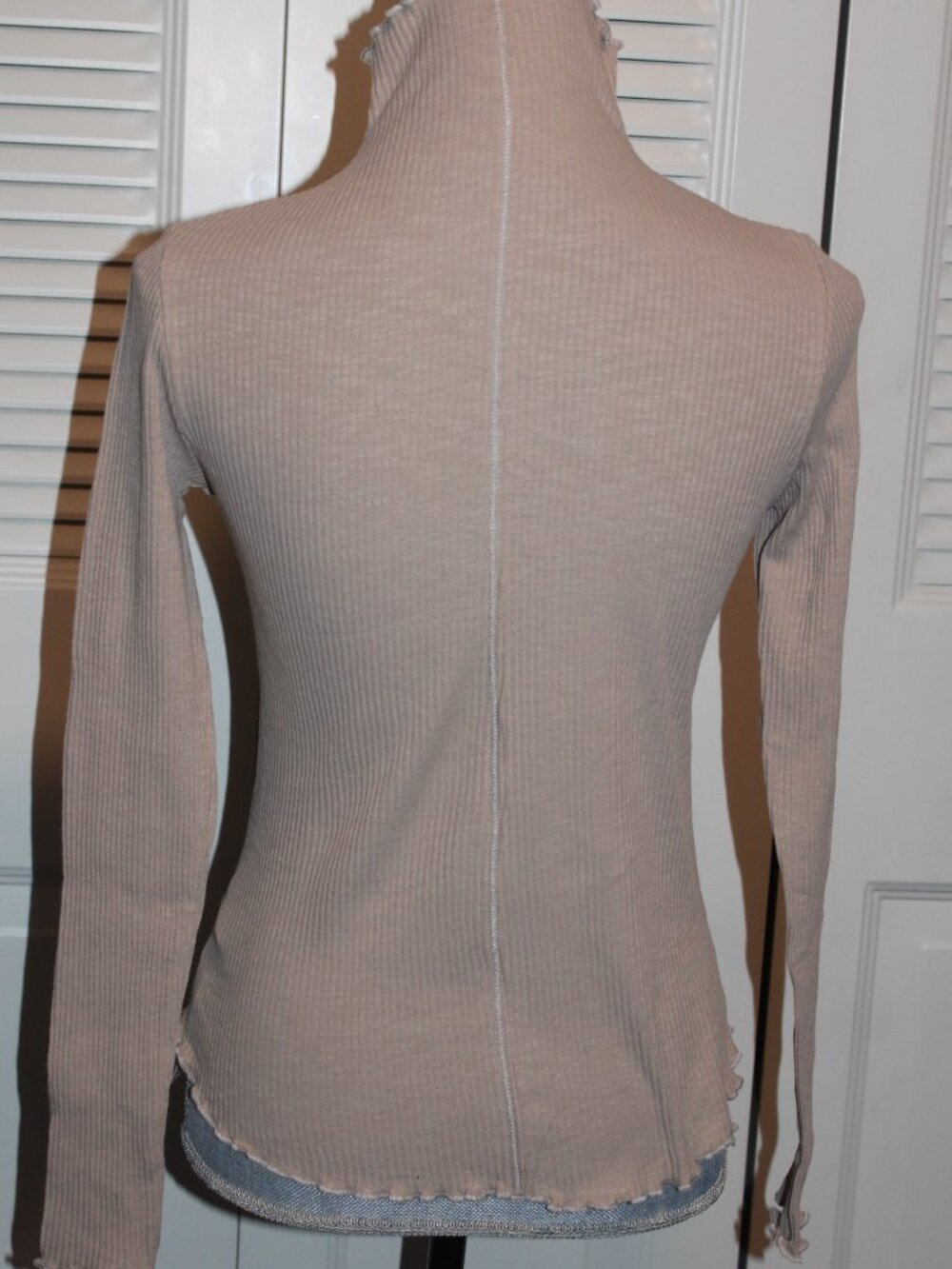 NWT Tan Funnel Neck Ribbed Top - Picture 2 of 5